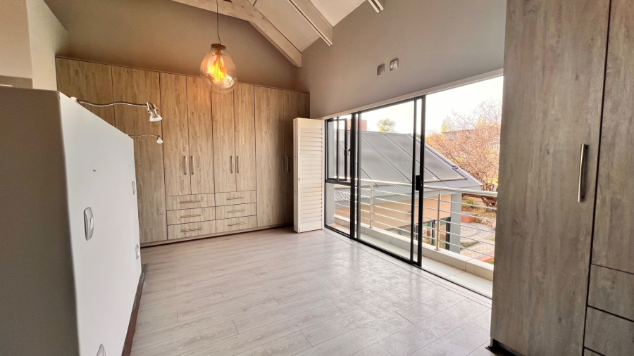 4 Bedroom Property for Sale in Midstream Ridge Gauteng