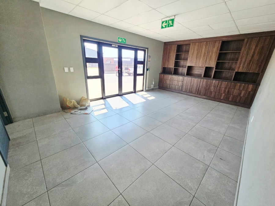 Commercial Property for Sale in Knopjeslaagte Gauteng