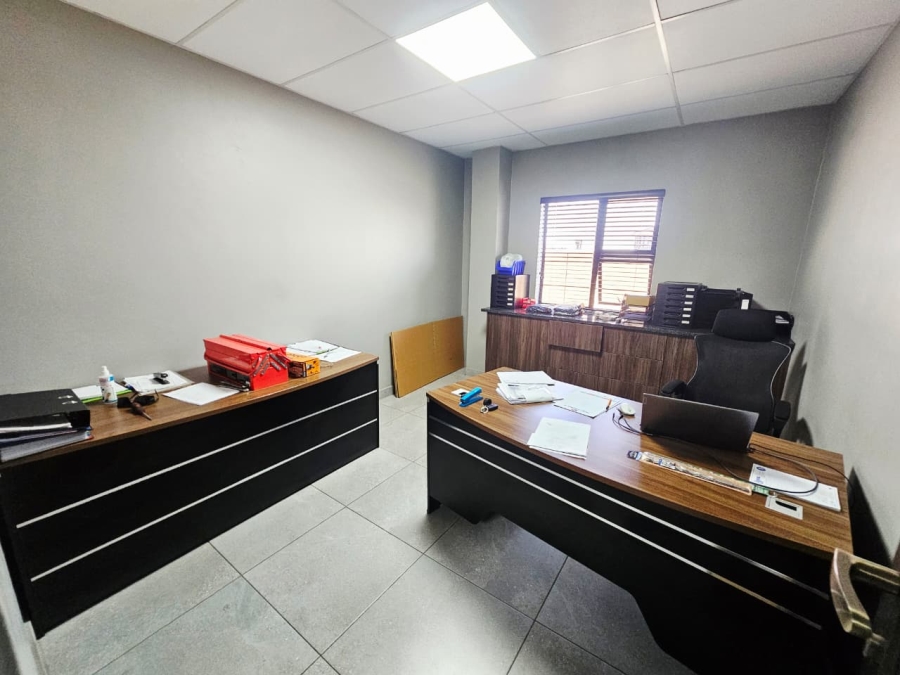 Commercial Property for Sale in Knopjeslaagte Gauteng