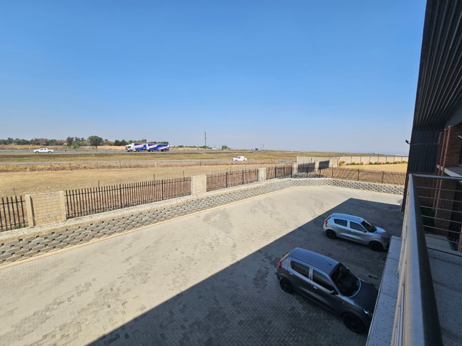 Commercial Property for Sale in Knopjeslaagte Gauteng