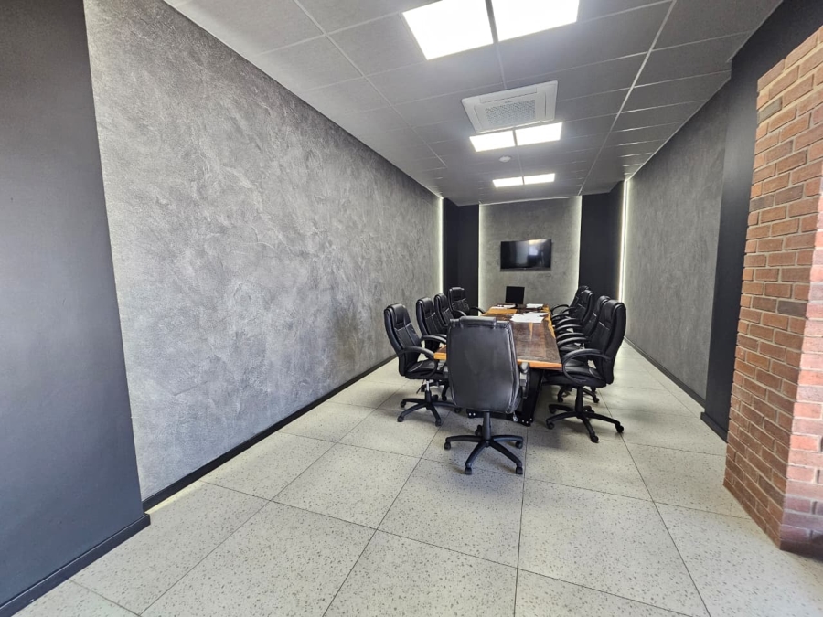 Commercial Property for Sale in Knopjeslaagte Gauteng
