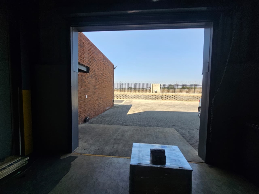 Commercial Property for Sale in Knopjeslaagte Gauteng