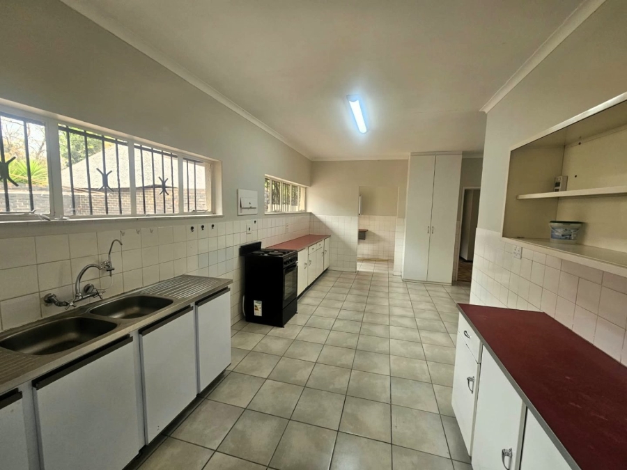 To Let 3 Bedroom Property for Rent in Waterkloof Gauteng