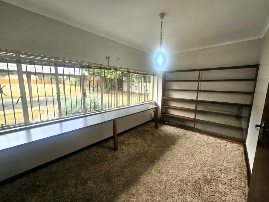 To Let 3 Bedroom Property for Rent in Waterkloof Gauteng