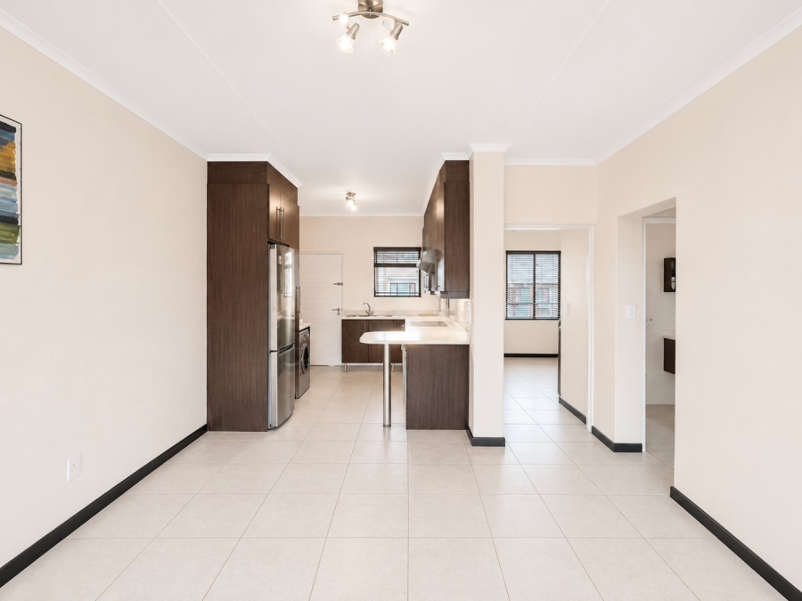 2 Bedroom Property for Sale in Greenstone Crest Gauteng