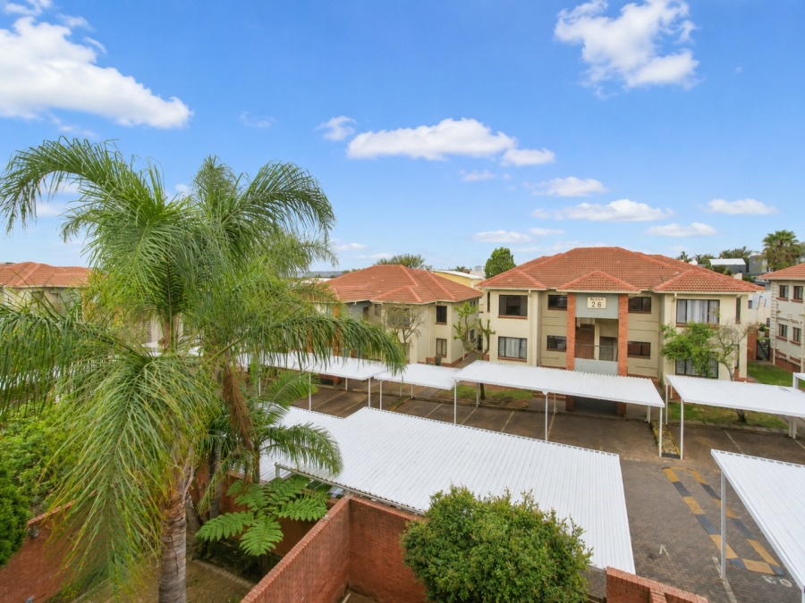 2 Bedroom Property for Sale in Greenstone Crest Gauteng