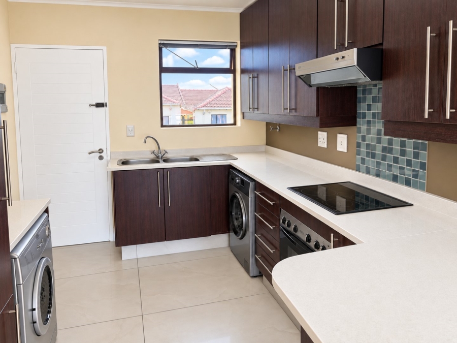 2 Bedroom Property for Sale in Greenstone Hill Gauteng