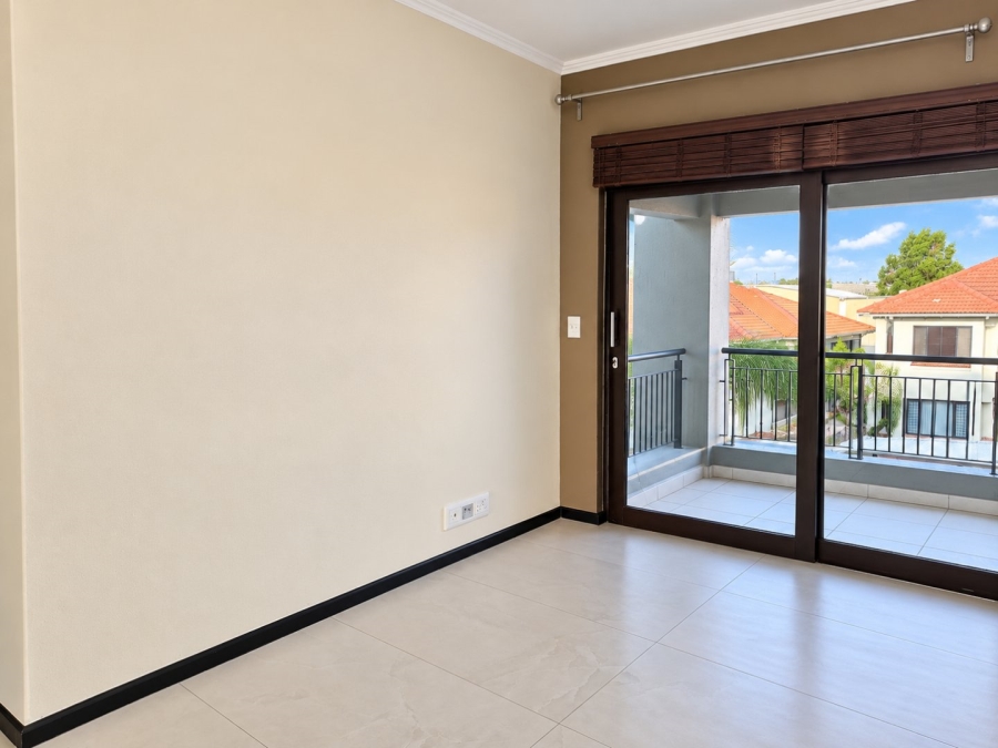 2 Bedroom Property for Sale in Greenstone Hill Gauteng