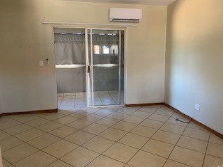 To Let 2 Bedroom Property for Rent in Monavoni Gauteng