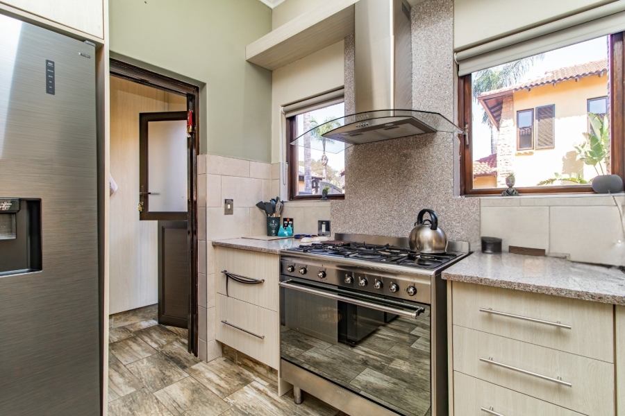 4 Bedroom Property for Sale in Glen Erasmia Gauteng