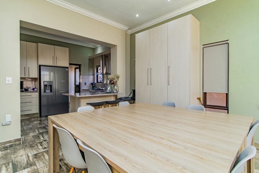 4 Bedroom Property for Sale in Glen Erasmia Gauteng