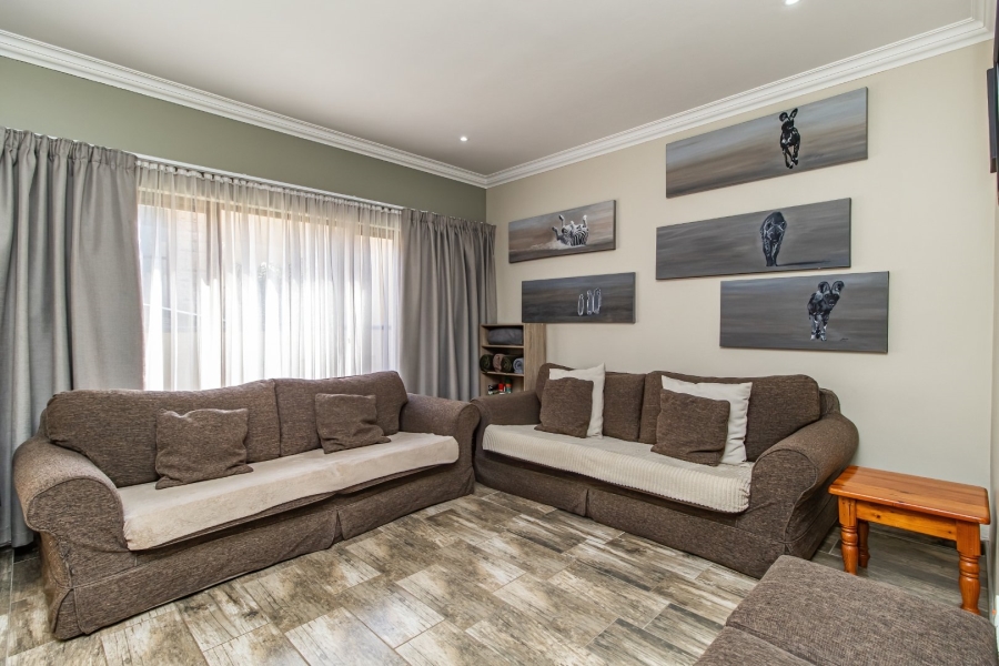 4 Bedroom Property for Sale in Glen Erasmia Gauteng