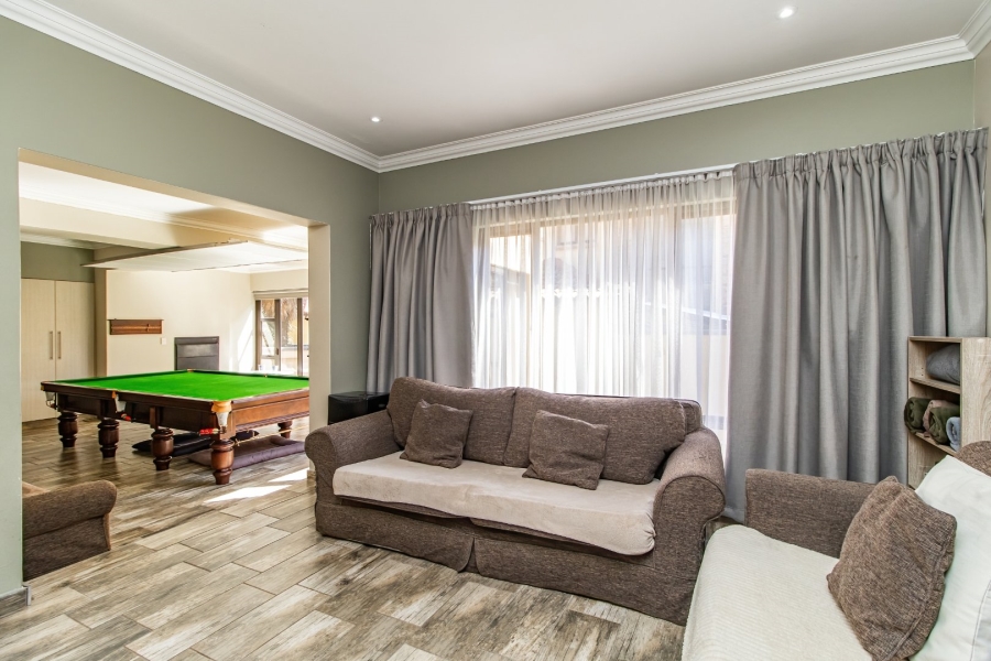 4 Bedroom Property for Sale in Glen Erasmia Gauteng