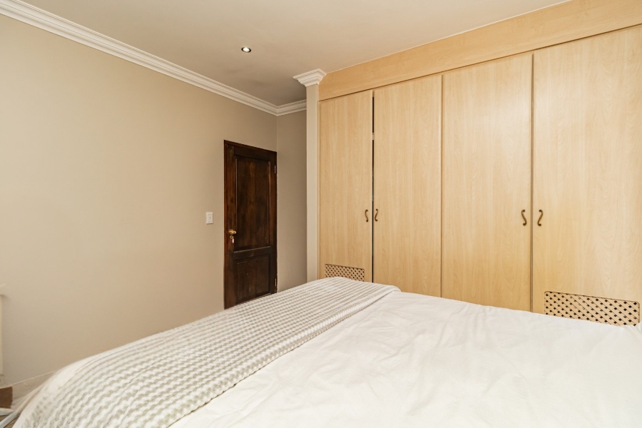 4 Bedroom Property for Sale in Glen Erasmia Gauteng