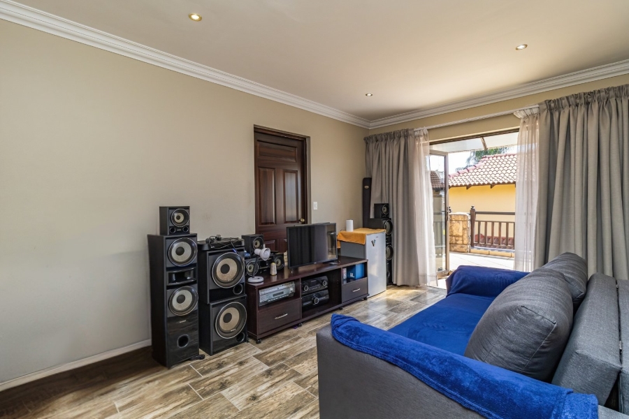 4 Bedroom Property for Sale in Glen Erasmia Gauteng