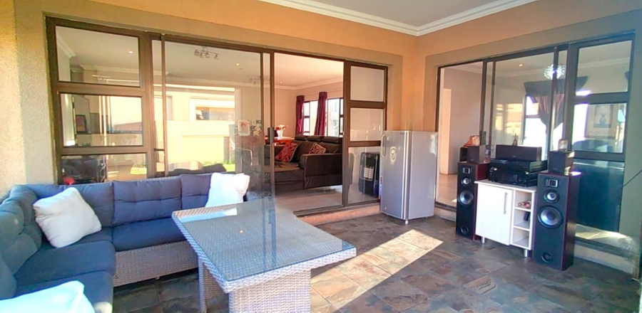 To Let 4 Bedroom Property for Rent in Vanderbijlpark SE 8 Gauteng