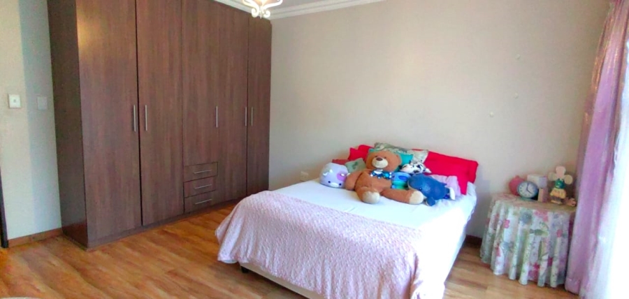 To Let 4 Bedroom Property for Rent in Vanderbijlpark SE 8 Gauteng