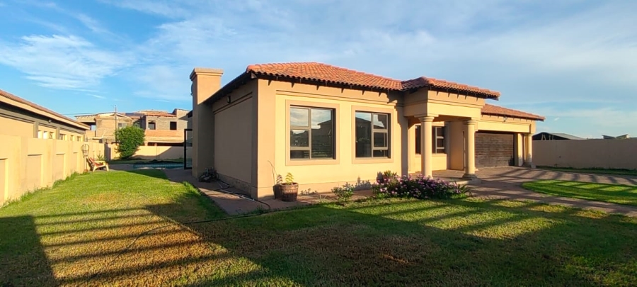 To Let 4 Bedroom Property for Rent in Vanderbijlpark SE 8 Gauteng