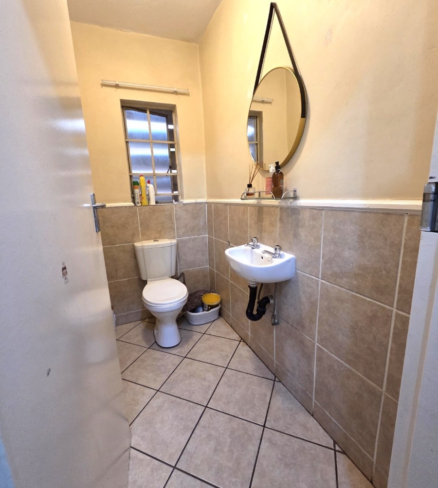 3 Bedroom Property for Sale in Vorna Valley Gauteng