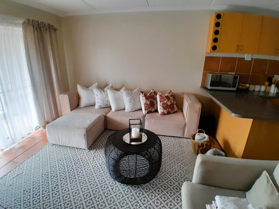 2 Bedroom Property for Sale in Sunninghill Gauteng