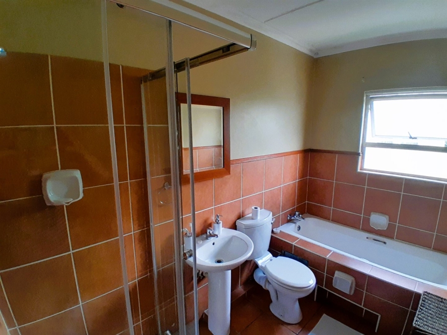 2 Bedroom Property for Sale in Sunninghill Gauteng