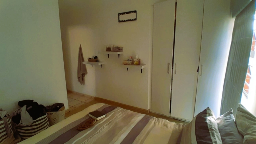 2 Bedroom Property for Sale in Barbeque Downs Gauteng