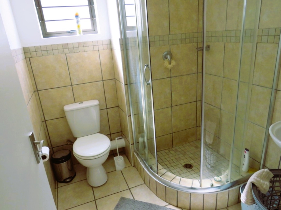 2 Bedroom Property for Sale in Barbeque Downs Gauteng