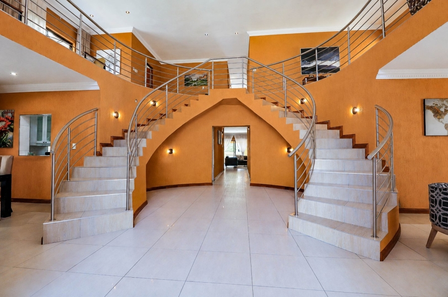 5 Bedroom Property for Sale in Carlswald North Estate Gauteng