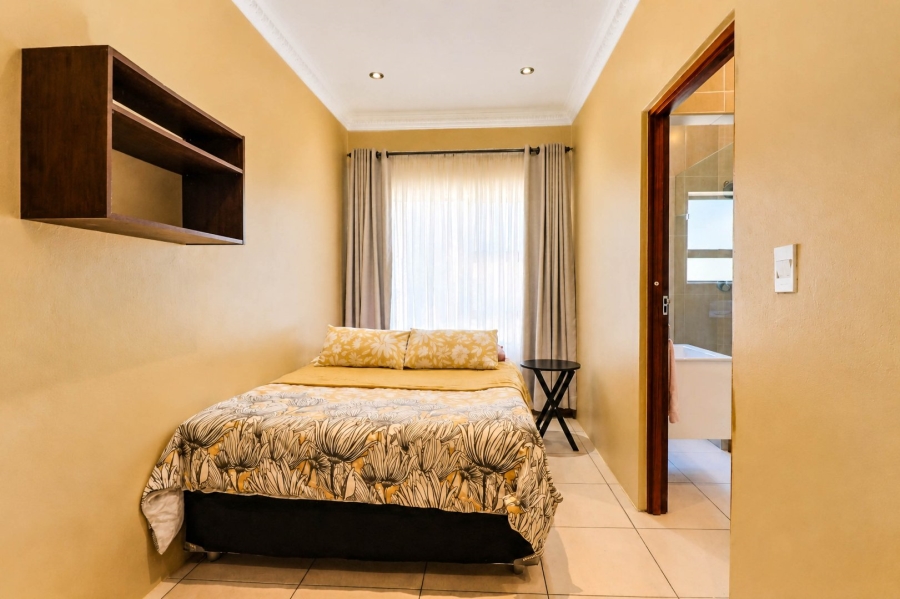 5 Bedroom Property for Sale in Carlswald North Estate Gauteng
