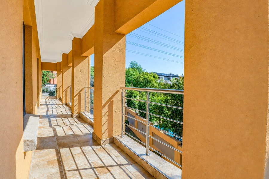 5 Bedroom Property for Sale in Carlswald North Estate Gauteng