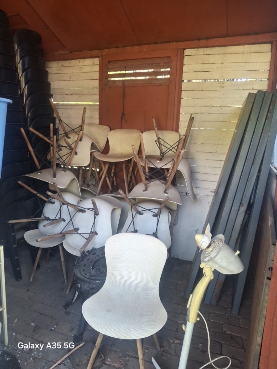 Commercial Property for Sale in Fairlead Gauteng