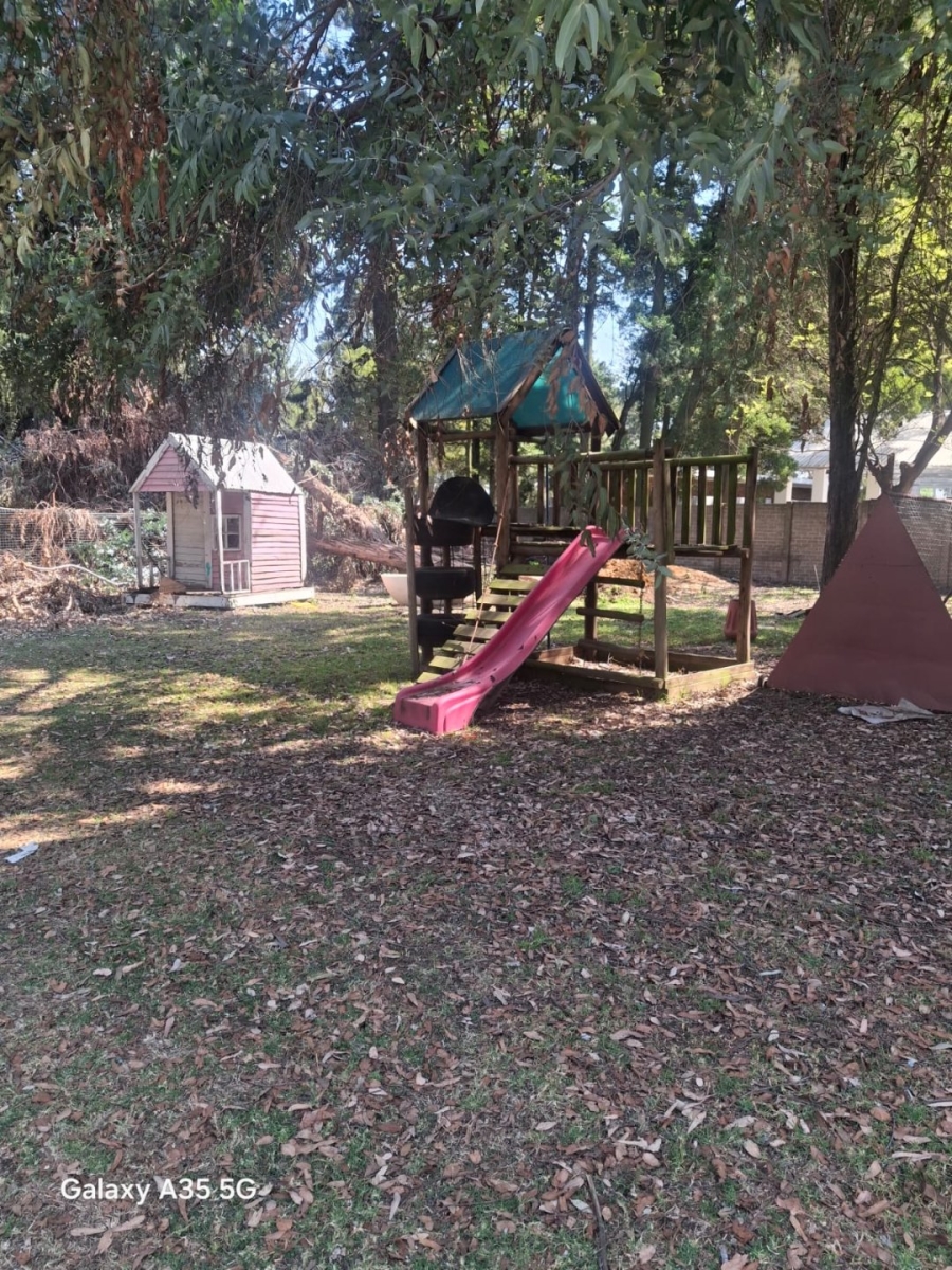 Commercial Property for Sale in Fairlead Gauteng