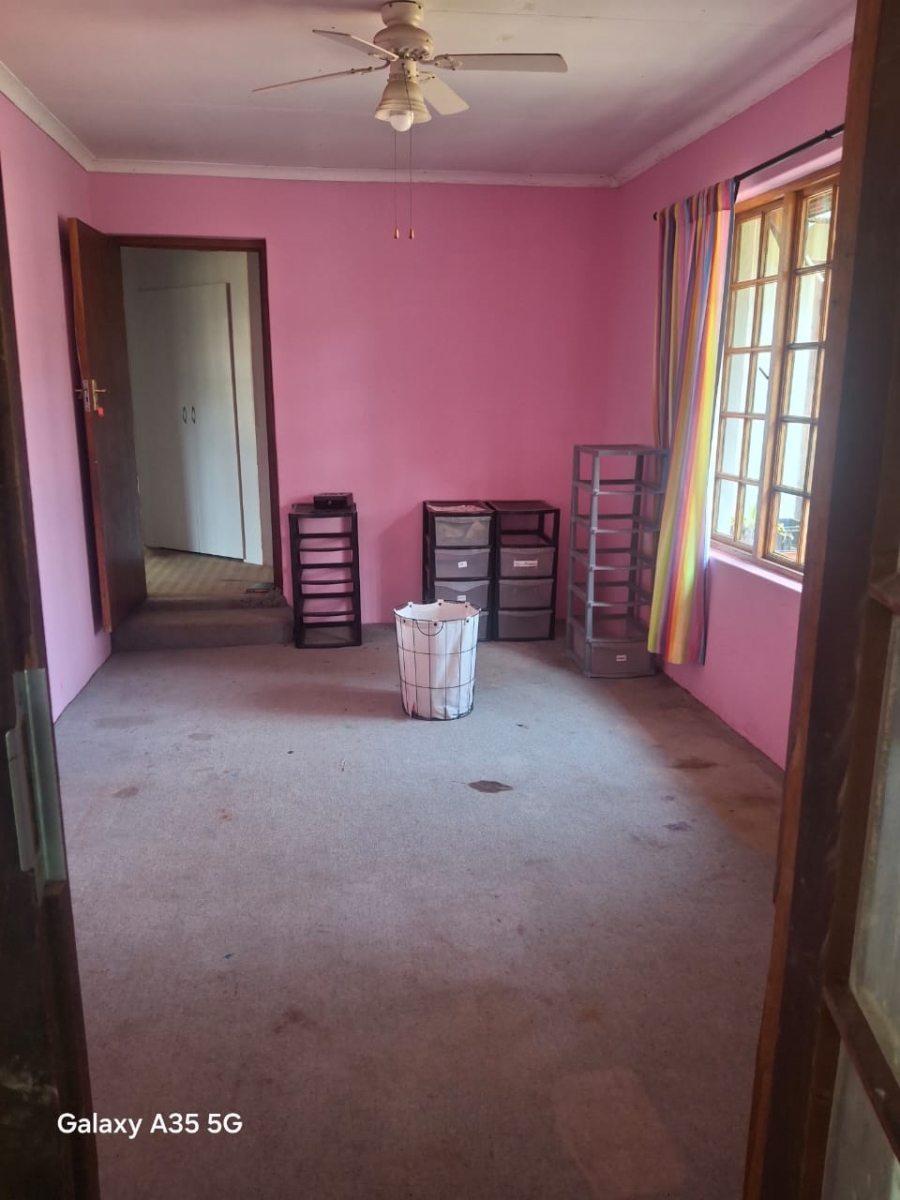 Commercial Property for Sale in Fairlead Gauteng