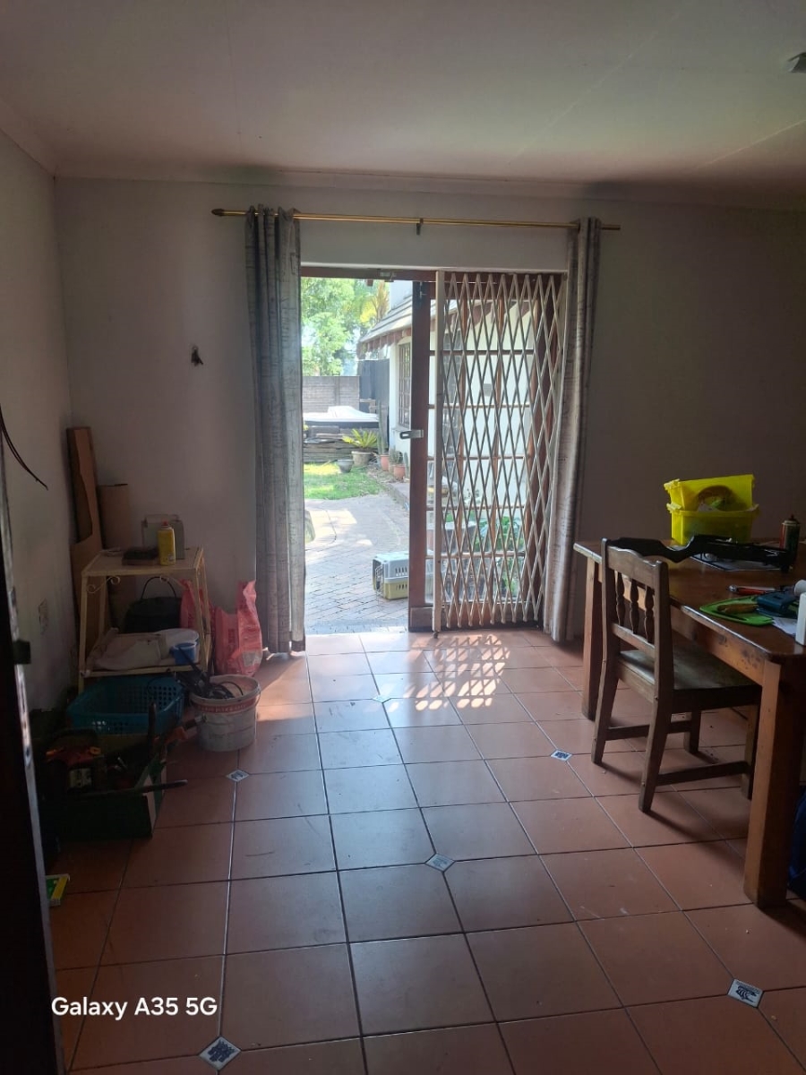 Commercial Property for Sale in Fairlead Gauteng