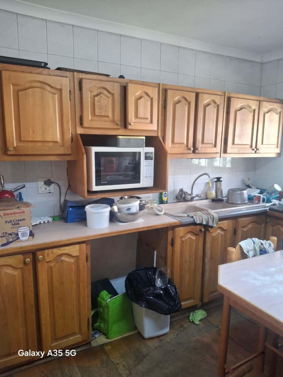 Commercial Property for Sale in Fairlead Gauteng