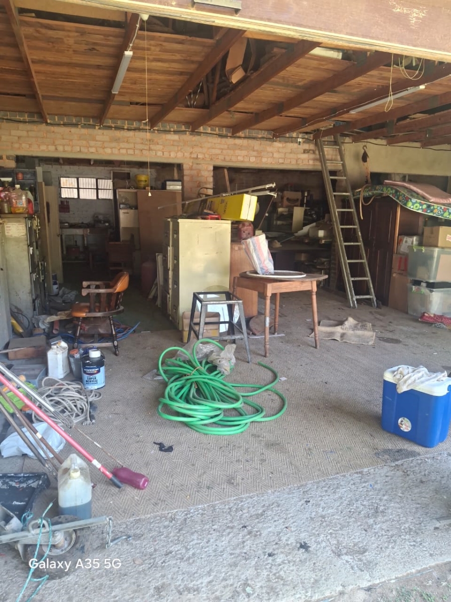 Commercial Property for Sale in Fairlead Gauteng
