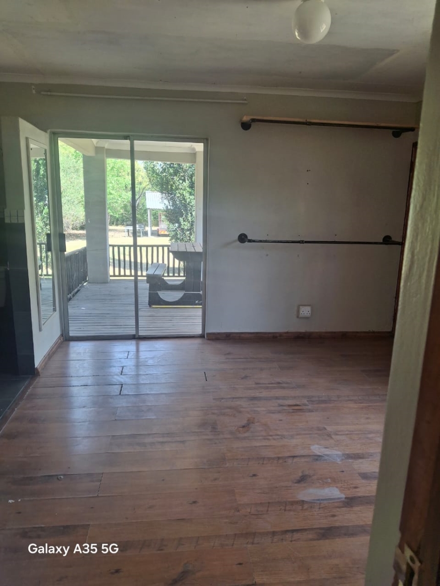 Commercial Property for Sale in Fairlead Gauteng