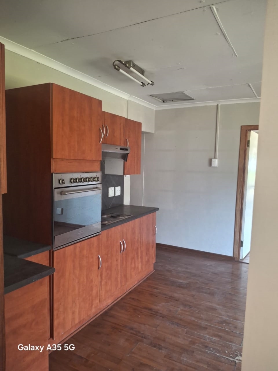 Commercial Property for Sale in Fairlead Gauteng