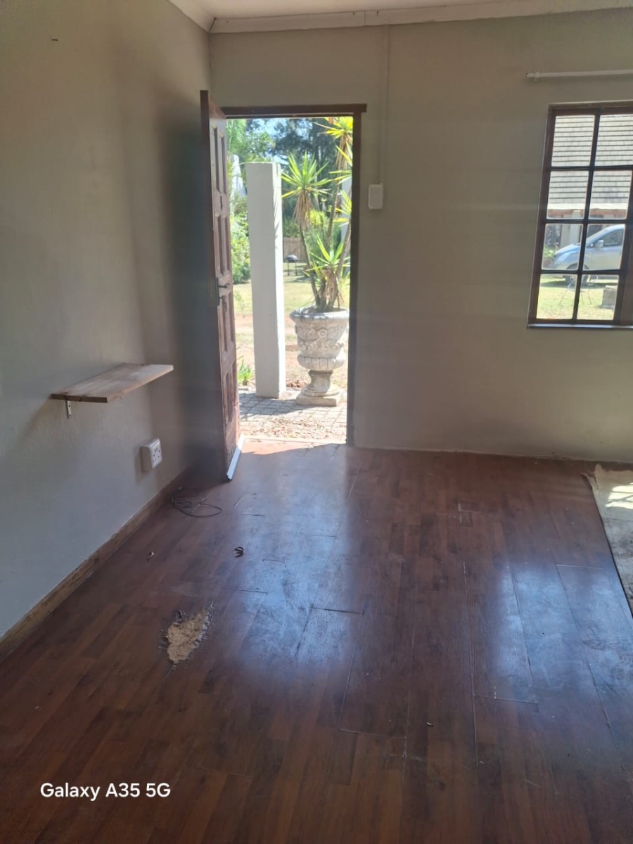 Commercial Property for Sale in Fairlead Gauteng