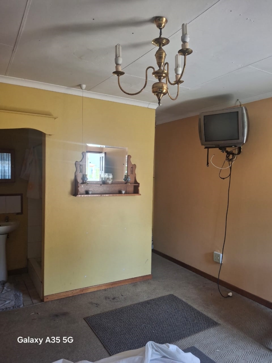 Commercial Property for Sale in Fairlead Gauteng