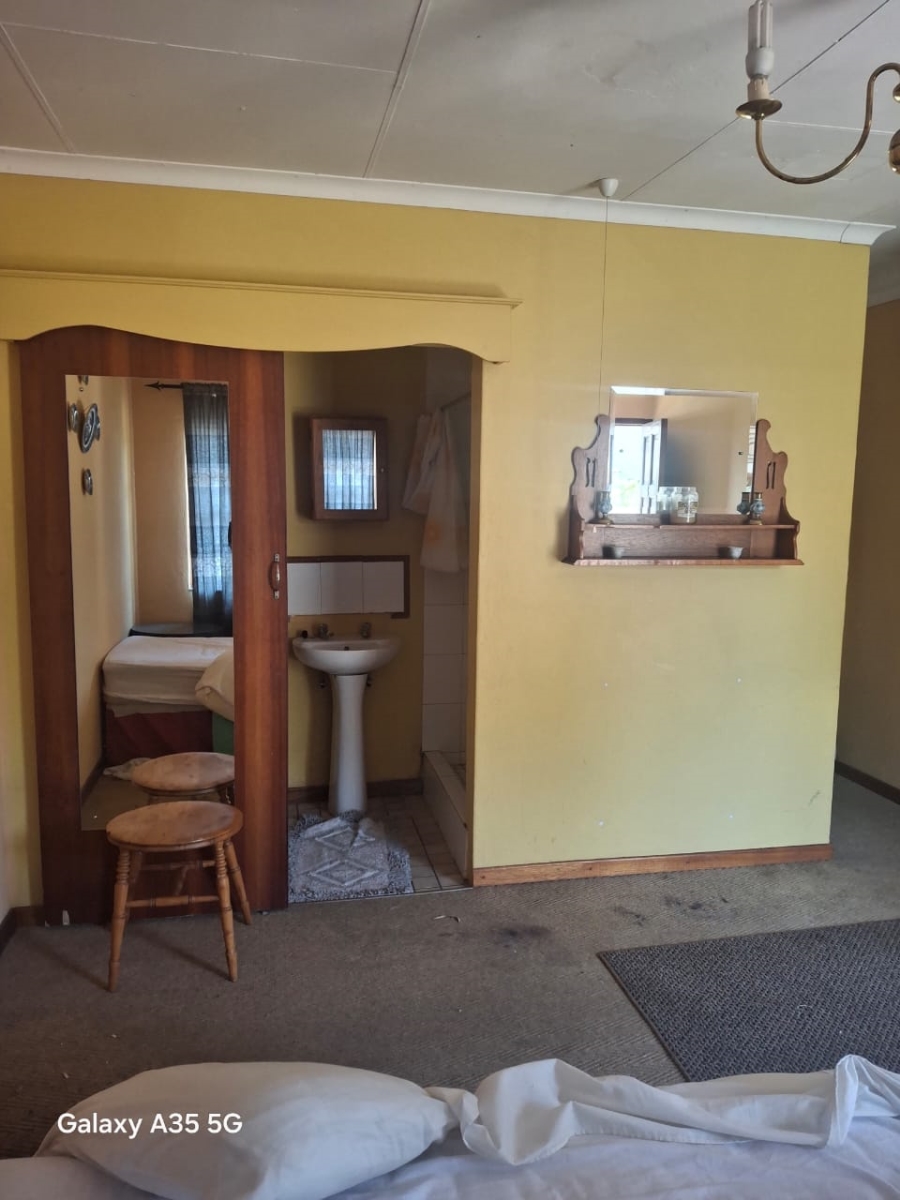 Commercial Property for Sale in Fairlead Gauteng