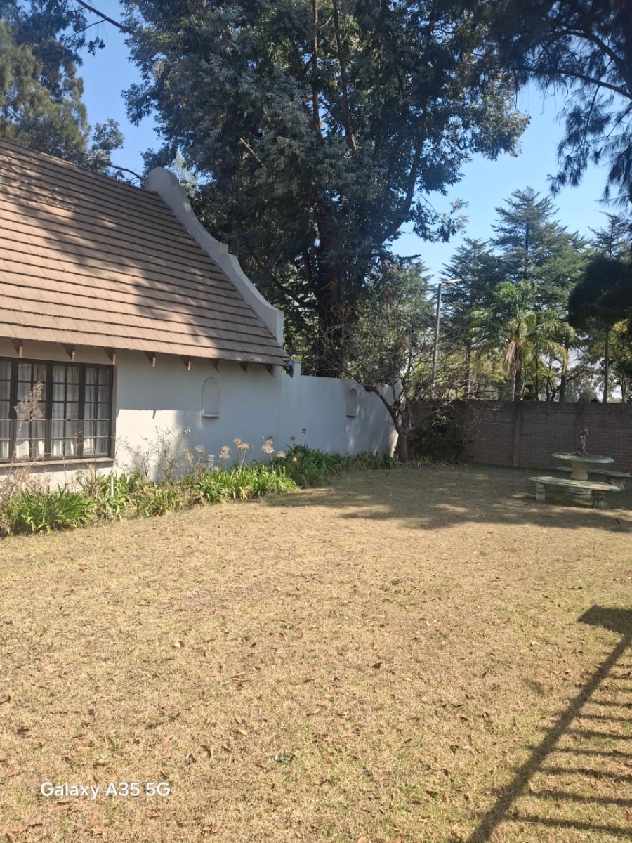 Commercial Property for Sale in Fairlead Gauteng