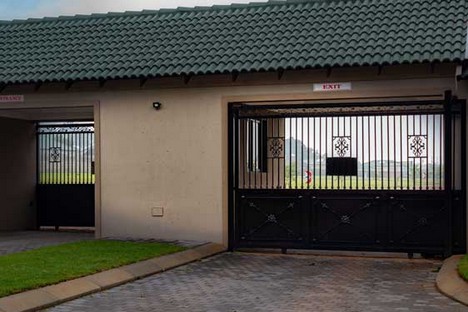 Commercial Property for Sale in Cloverdene Gauteng