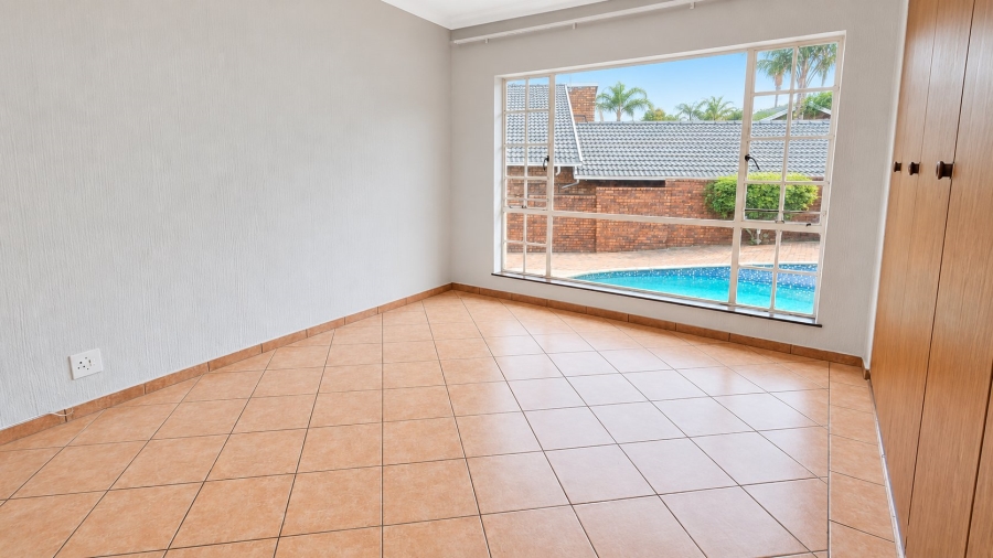 3 Bedroom Property for Sale in Pierre Van Ryneveld Gauteng