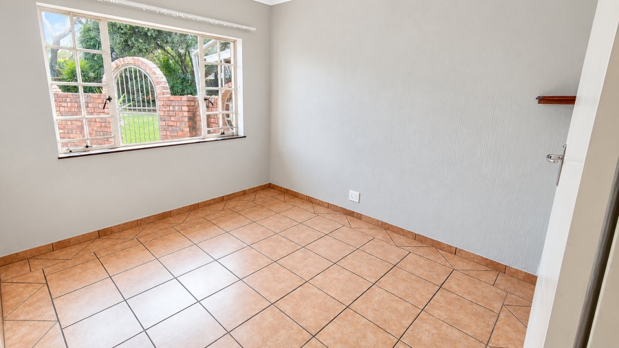 3 Bedroom Property for Sale in Pierre Van Ryneveld Gauteng