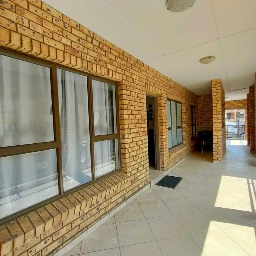3 Bedroom Property for Sale in Elspark Gauteng