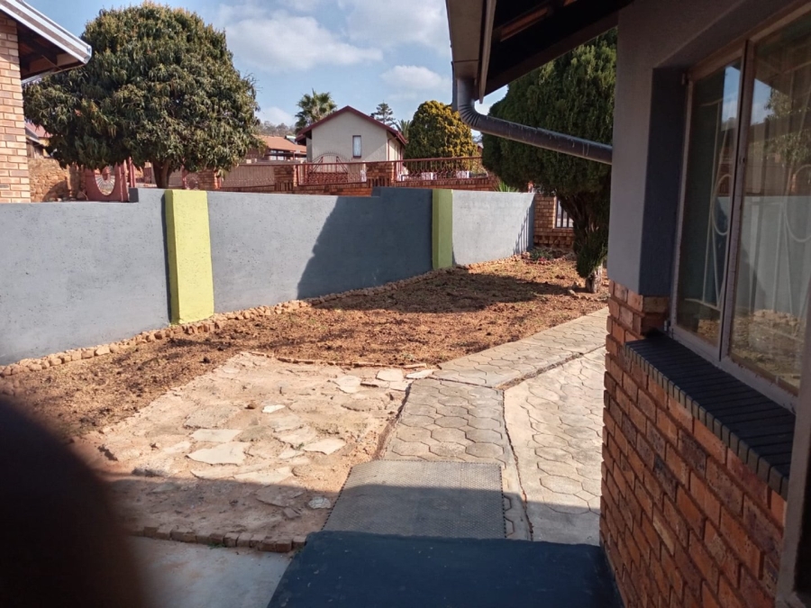 3 Bedroom Property for Sale in Soshanguve DD Gauteng