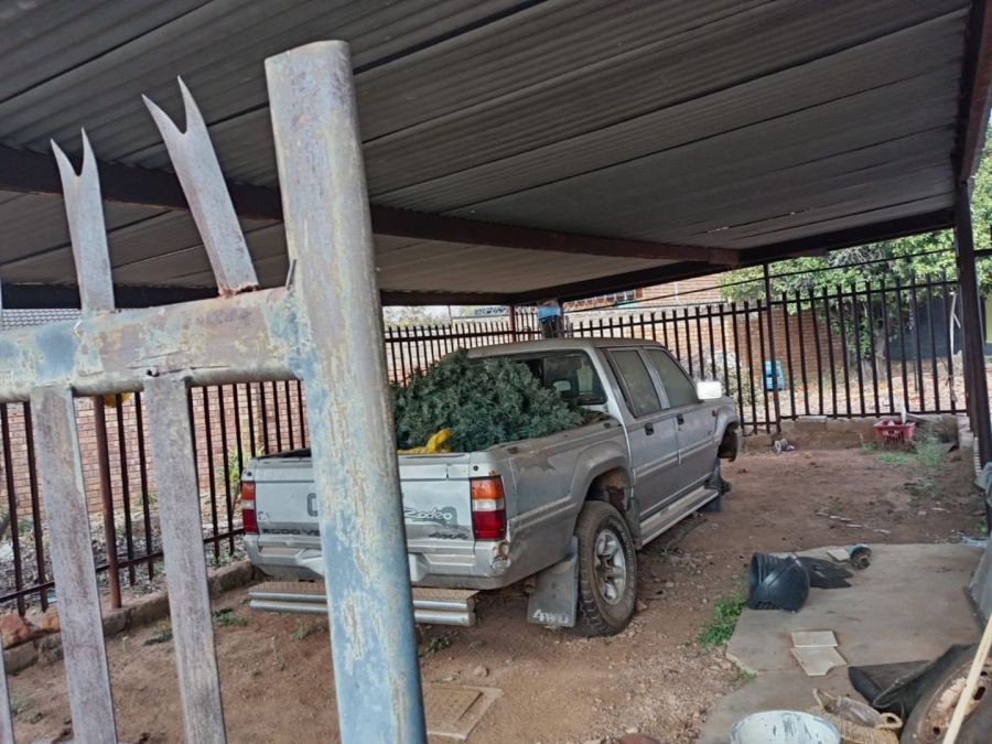 3 Bedroom Property for Sale in Soshanguve DD Gauteng