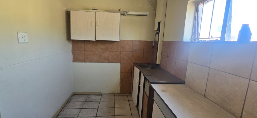 2 Bedroom Property for Sale in Pretoria West Gauteng