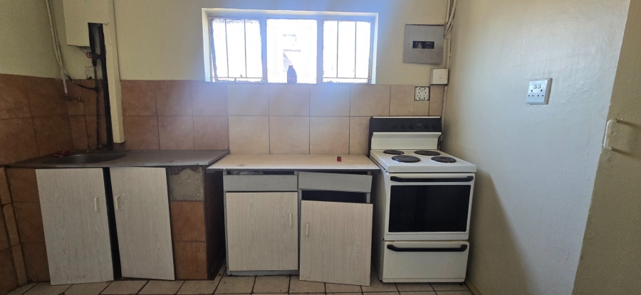 2 Bedroom Property for Sale in Pretoria West Gauteng